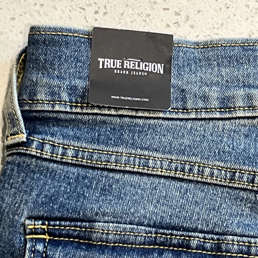True Religion Jeans Mens 34X31 Blue Denim Rocco Snap‎ Flap Relaxed Skinny NWT